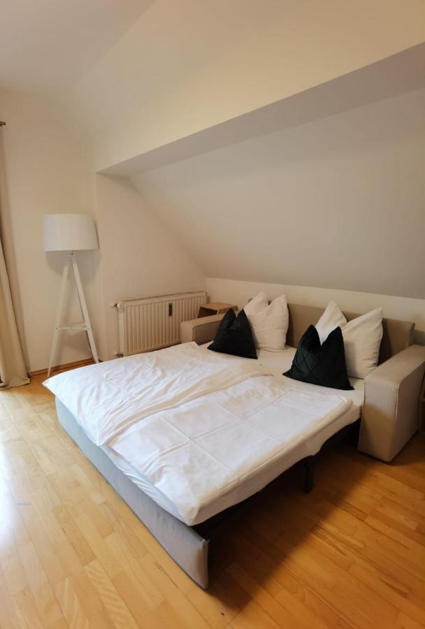 Ferienwohnung Eckberger Weinstrasse 139 กัมลิทซ์ ภายนอก รูปภาพ