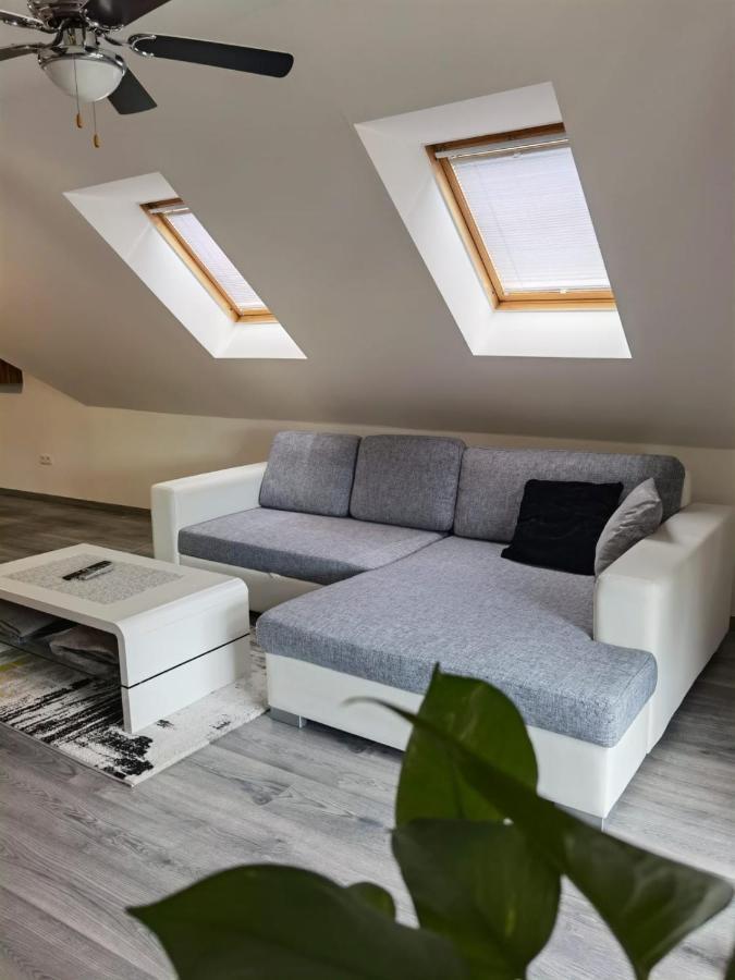 Ferienwohnung Eckberger Weinstrasse 139 กัมลิทซ์ ภายนอก รูปภาพ