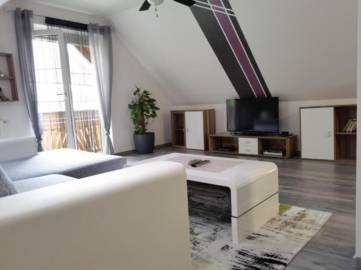 Ferienwohnung Eckberger Weinstrasse 139 กัมลิทซ์ ภายนอก รูปภาพ