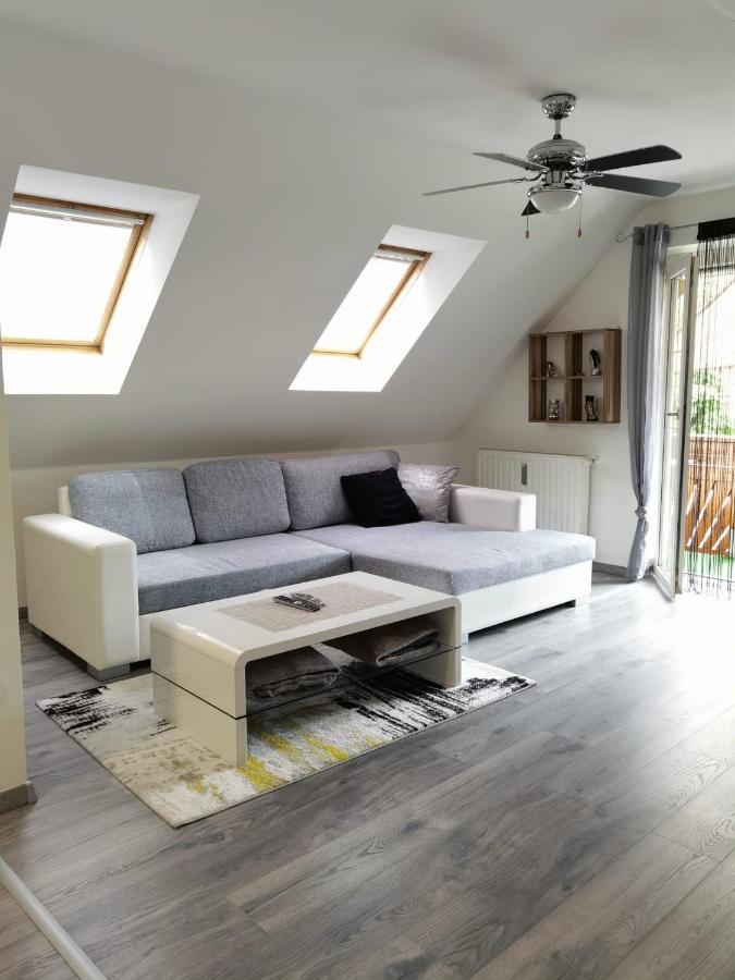 Ferienwohnung Eckberger Weinstrasse 139 กัมลิทซ์ ภายนอก รูปภาพ